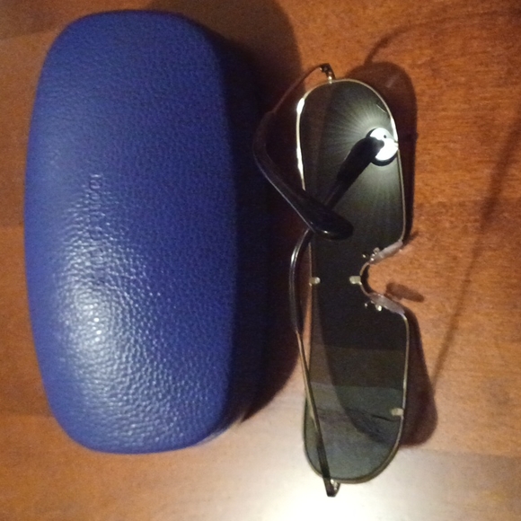 Emilio Pucci Sunglasses NIB - Picture 2 of 4